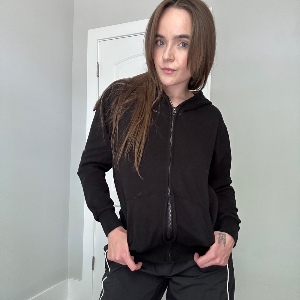 OHOO Zip-up Black Hoodie